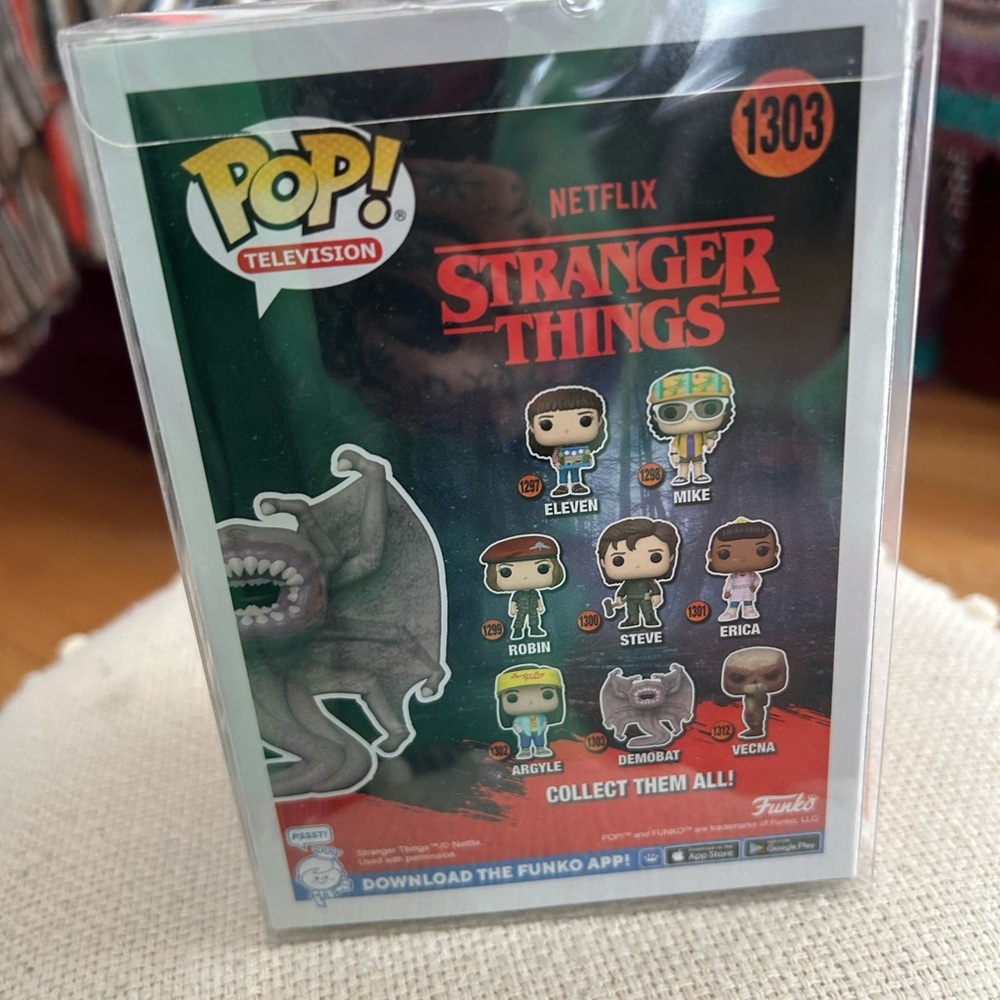 Funko Pop! Television Stranger Things Season 4 Demobat #1303 Vinyl Figure - Picture 6 of 8
